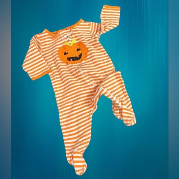 ๐ Pumpkin Sleeper Child of Mine by Carter - Picture 4 of 14